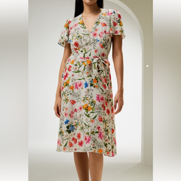NWT LILYSILK X MIM 100% Silk Floral Short Sleeve Dress With Tie Belt - Picture 1 of 6